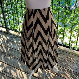 Patterned skirt